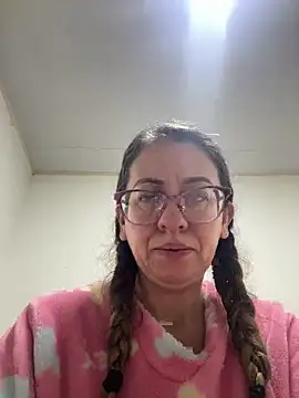 miss hanna07 online show from March 28, 11:10 am