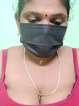 Snapshot of malliga98 chatting on February 23, 5:50 pm malliga98 online show from February 23, 5:50 pm
