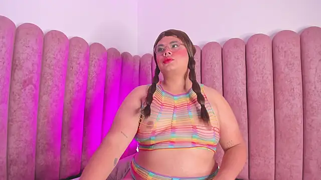 Tom Silver   online show from December 22, 2:38 pm