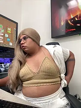 Tom Silver   online show from September 13, 5:46 pm