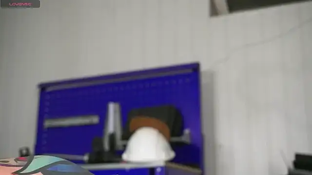 dustyn fox online show from December 2, 5:52 pm