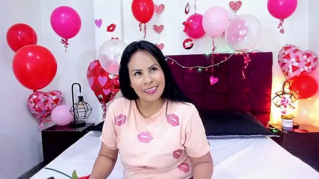 Anthonelaa   online show from February 15, 12:47 pm