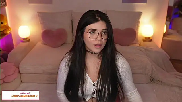 cammiefoalss online show from February 17, 5:41 pm