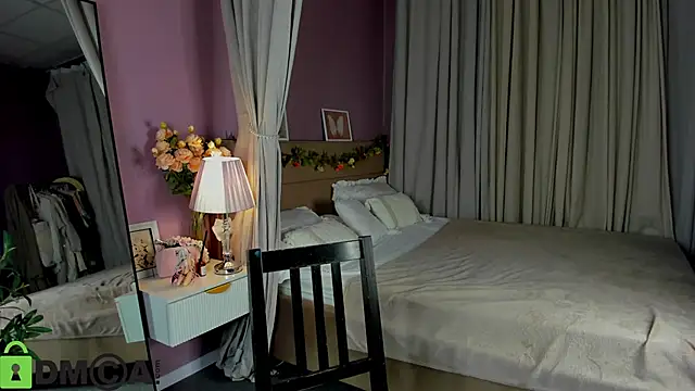 Dearly Emily online show from March 15, 5:30 pm