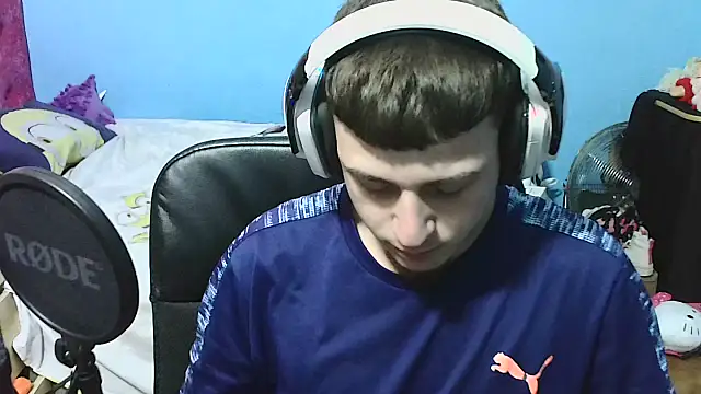 Nenejoven16- online show from October 18, 9:04 pm