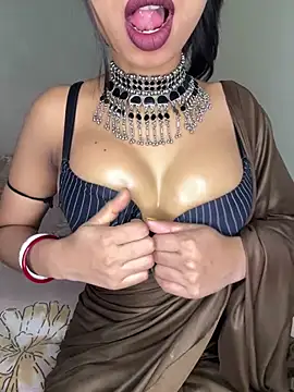 Snapshot of Hot-sexy222 chatting on December 28, 9:42 am Hot-sexy222 online show from December 28, 9:42 am