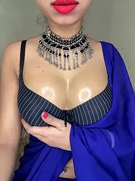 Snapshot of Hot-sexy222 chatting on March 19, 9:49 am Hot-sexy222 online show from March 19, 9:49 am