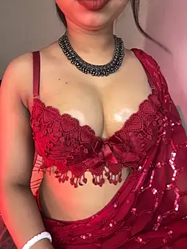 Snapshot of Hot-sexy222 chatting on June 8, 1:39 am Hot-sexy222 online show from June 8, 1:39 am