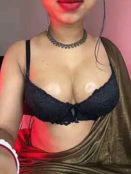 Snapshot of Hot-sexy222 chatting on July 15, 1:33 am Hot-sexy222 online show from July 15, 1:33 am