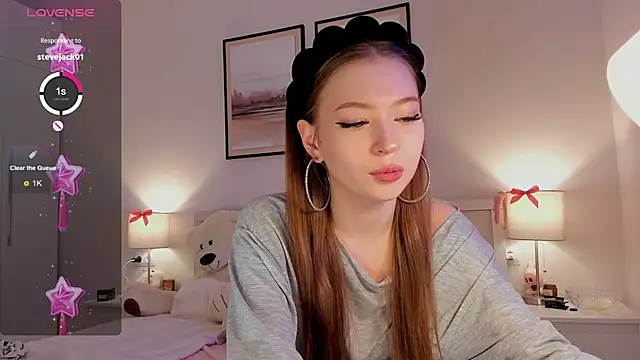 diana nier online show from March 25, 8:15 pm