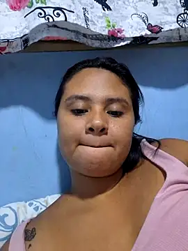 Snapshot of sexy-latin10 chatting on February 2, 7:25 pm sexy-latin10 online show from February 2, 7:25 pm
