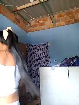 Snapshot of sexy-latin10 chatting on February 7, 7:27 pm sexy-latin10 online show from February 7, 7:27 pm