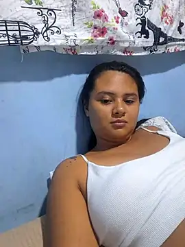 Snapshot of sexy-latin10 chatting on February 13, 9:49 pm sexy-latin10 online show from February 13, 9:49 pm