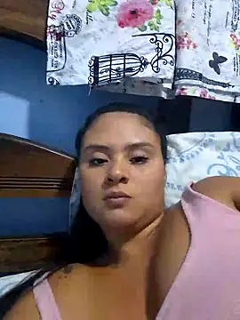 Snapshot of sexy-latin10 chatting on February 21, 5:31 pm sexy-latin10 online show from February 21, 5:31 pm