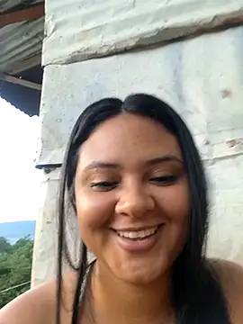 Snapshot of sexy-latin10 chatting on March 22, 11:11 am sexy-latin10 online show from March 22, 11:11 am