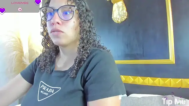 aixa 15 online show from October 7, 12:13 pm