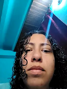 Snapshot of aixa_15 chatting on April 30, 11:05 am aixa 15 online show from April 30, 11:05 am