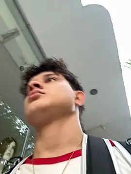 Snapshot of Nathan_Bluee chatting on September 17, 11:23 am Nathan Bluee online show from September 17, 11:23 am