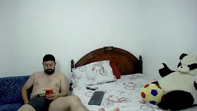 ambar jacksonn online show from April 13, 11:59 am