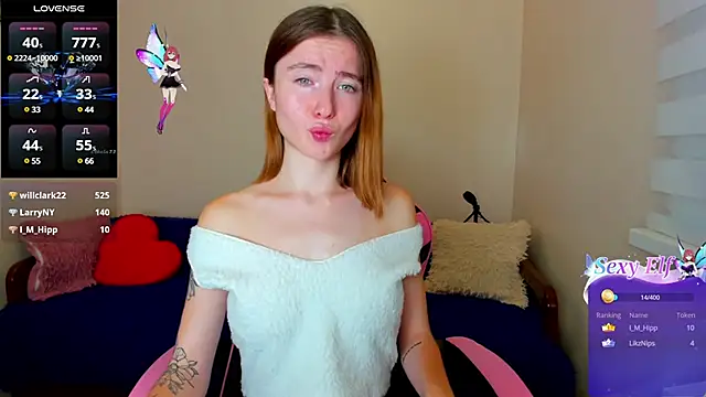 Snapshot of Luxuryalma chatting on December 19, 9:18 am Luxuryalma online show from December 19, 9:18 am