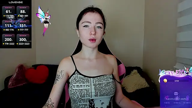 Snapshot of Luxuryalma chatting on December 28, 6:17 am Luxuryalma online show from December 28, 6:17 am