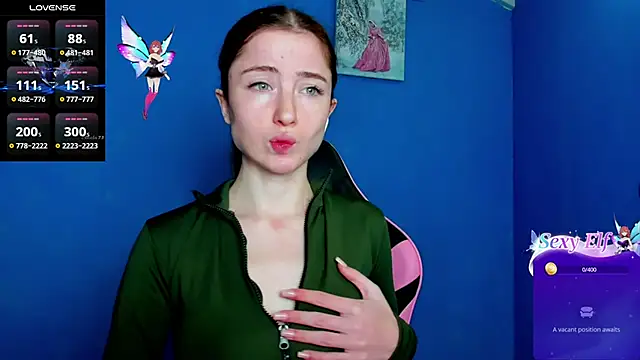 Snapshot of Luxuryalma chatting on February 18, 7:21 am Luxuryalma online show from February 18, 7:21 am