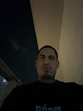 Snapshot of juicyj1311 chatting on March 3, 8:20 am juicyj1311 online show from March 3, 8:20 am