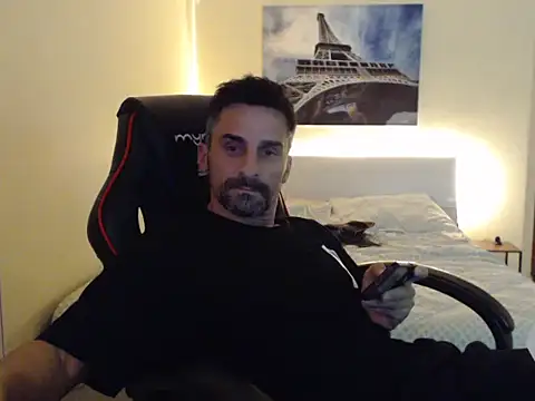 amydamarw online show from February 15, 7:54 pm