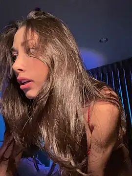Snapshot of Sophiehii chatting on May 11, 12:11 pm Sophiehii online show from May 11, 12:11 pm