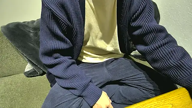 atom0407 online show from December 21, 4:25 pm