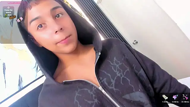 Seductivo jr online show from April 9, 5:07 am