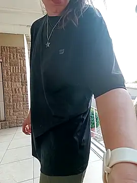 Missmesexycouple69 online show from November 20, 3:23 pm