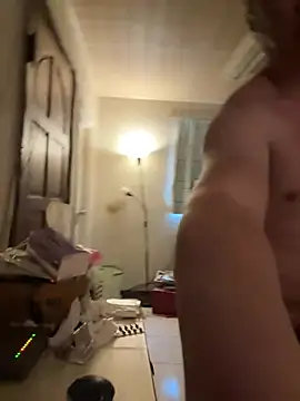 Snapshot of chih515 chatting on January 16, 1:27 am chih515 online show from January 16, 1:27 am