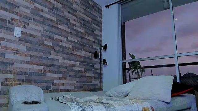 Snapshot of zaiin_diesel chatting on January 16, 11:04 am zaiin diesel online show from January 16, 11:04 am