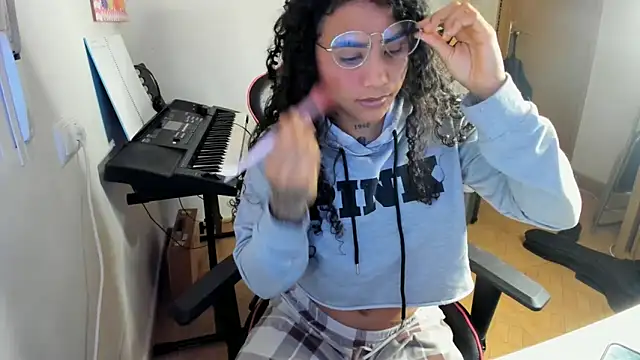 Ama music online show from October 8, 7:39 am