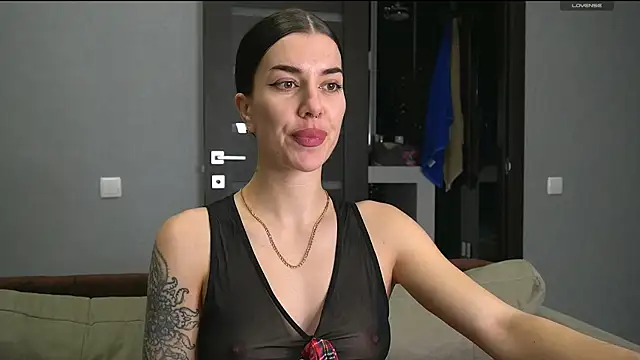 Alice melice online show from February 15, 7:50 pm