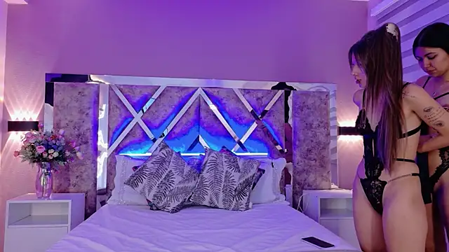 Larabrooks online show from April 5, 12:02 pm