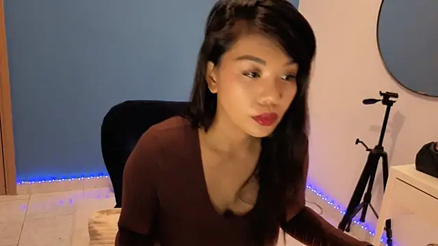 Snapshot of NaughtyMe chatting on October 16, 6:36 am NaughtyMe online show from October 16, 6:36 am