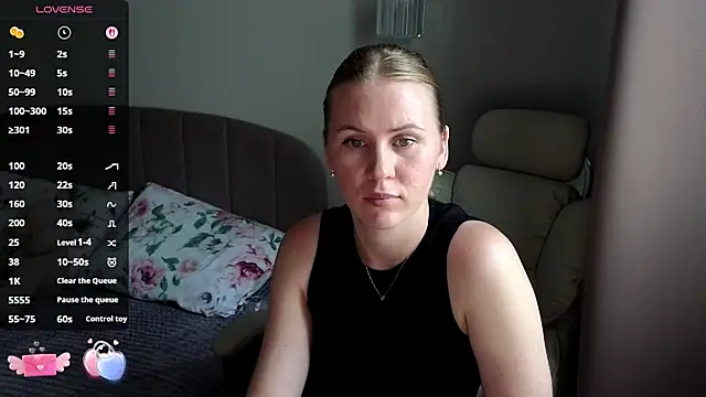 IsabelAllen online show from July 13, 3:37 pm