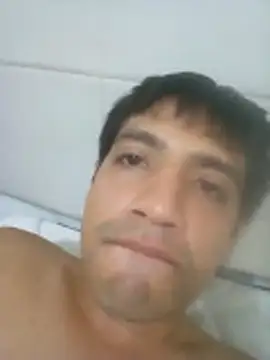 Snapshot of LiosArmando420 chatting on November 8, 1:33 pm LiosArmando420 online show from November 8, 1:33 pm