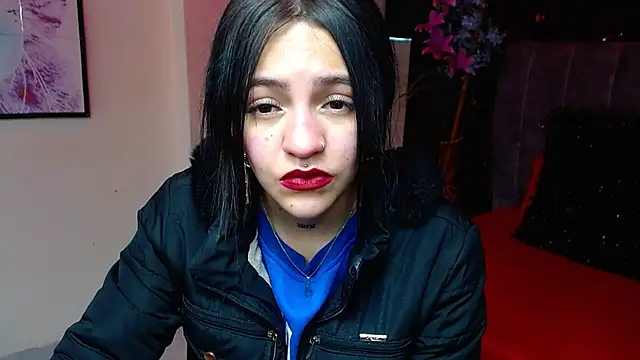 Violettasquirt online show from November 10, 1:21 pm