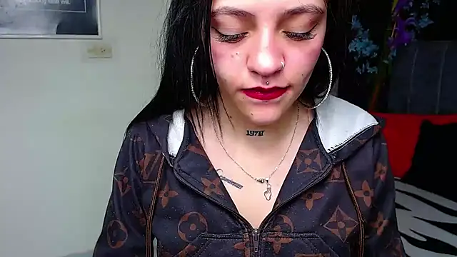 Violettasquirt online show from February 18, 1:40 pm