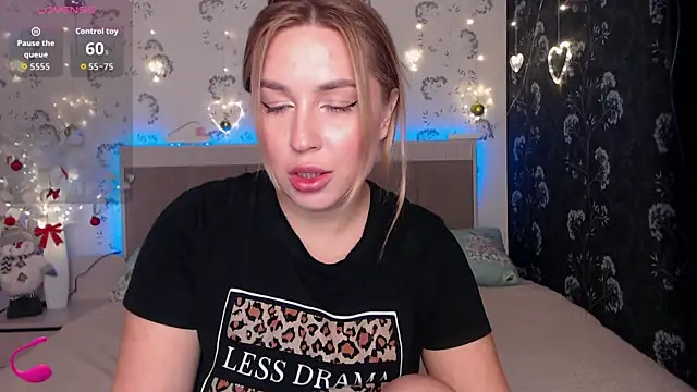 Snapshot of KisssAmmeli chatting on January 6, 6:11 pm KisssAmmeli online show from January 6, 6:11 pm