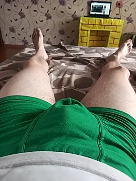 Snapshot of red_red00 chatting on March 10, 11:53 am red red00 online show from March 10, 11:53 am