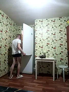 Snapshot of red_red00 chatting on March 15, 6:32 pm red red00 online show from March 15, 6:32 pm