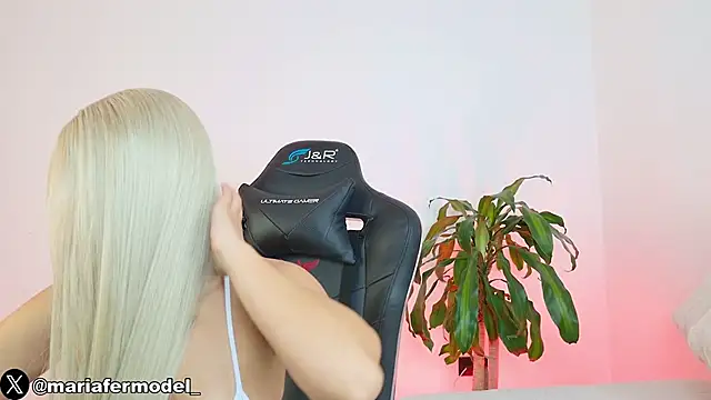 Mariafer05 online show from February 16, 4:36 pm