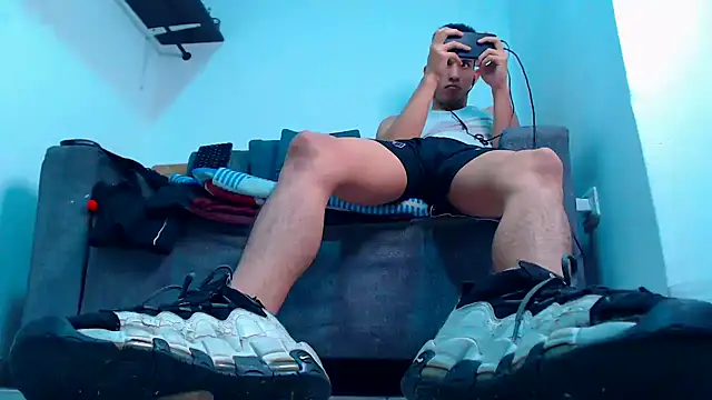 mastersmits online show from March 27, 3:01 am