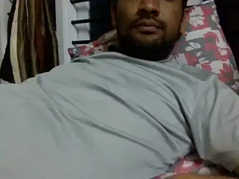 Snapshot of NiceBoy9099 chatting on February 1, 6:19 pm NiceBoy9099 online show from February 1, 6:19 pm