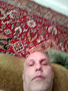 Pineapple04 online show from May 9, 5:12 am