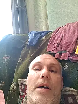 Pineapple04 online show from May 21, 7:59 am